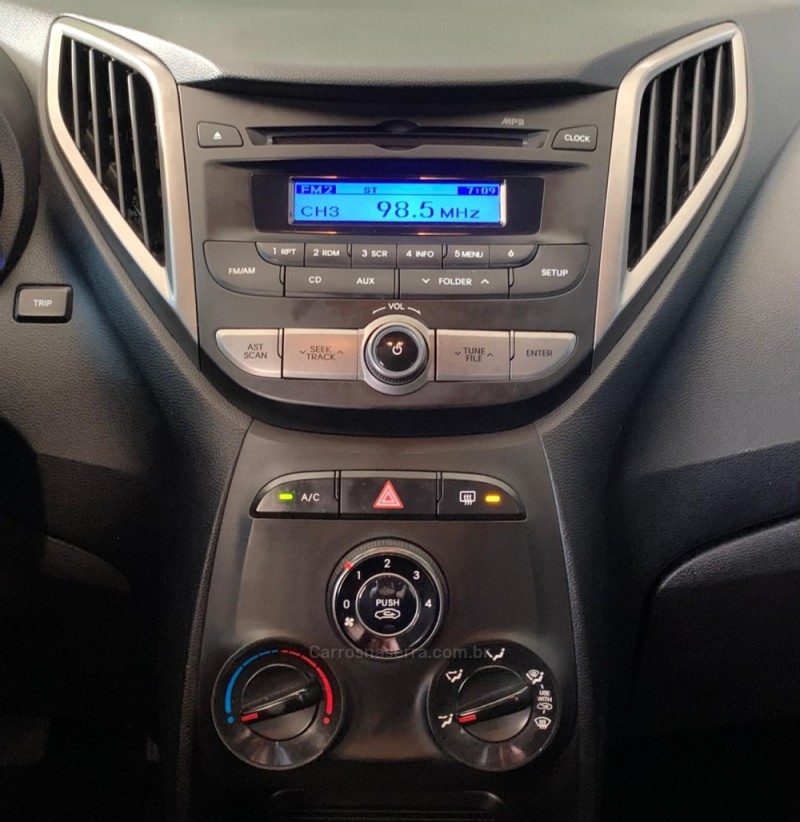 HB20 1.6 COMFORT PLUS 16V FLEX 4P AUTOMÁTICO - 2013 - CAXIAS DO SUL