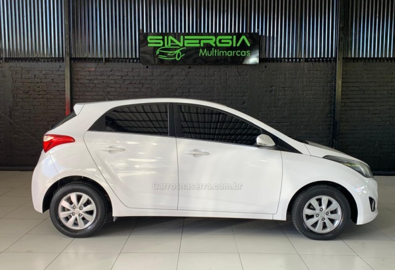 HB20 1.6 COMFORT PLUS 16V FLEX 4P AUTOMÁTICO - 2013 - CAXIAS DO SUL