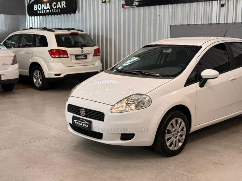 PUNTO 1.4 ATTRACTIVE 8V FLEX 4P MANUAL - 2012 - CAXIAS DO SUL