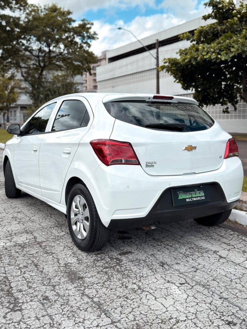 ONIX 1.0 MPFI LT 8V FLEX 4P MANUAL - 2019 - NOVO HAMBURGO