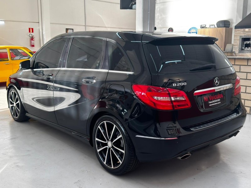 B 200 1.6 TURBO GASOLINA 4P AUTOMÁTICO - 2014 - CAXIAS DO SUL