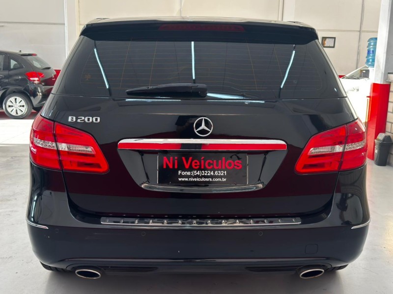B 200 1.6 TURBO GASOLINA 4P AUTOMÁTICO - 2014 - CAXIAS DO SUL
