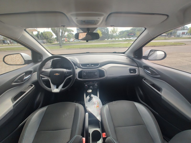 ONIX 1.0 MPFI LT 8V FLEX 4P MANUAL - 2019 - CANELA