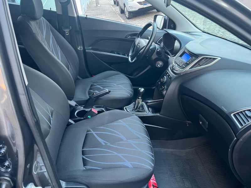 HB20 1.0 COMFORT PLUS 12V FLEX 4P MANUAL - 2015 - CAXIAS DO SUL