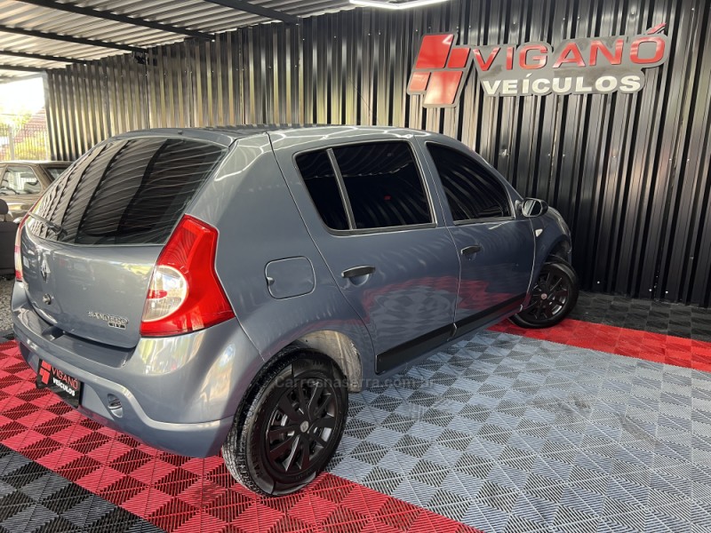 SANDERO 1.0 EXPRESSION 16V FLEX 4P MANUAL - 2009 - CAXIAS DO SUL