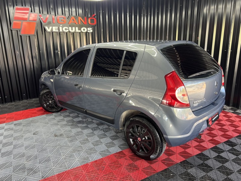 SANDERO 1.0 EXPRESSION 16V FLEX 4P MANUAL - 2009 - CAXIAS DO SUL