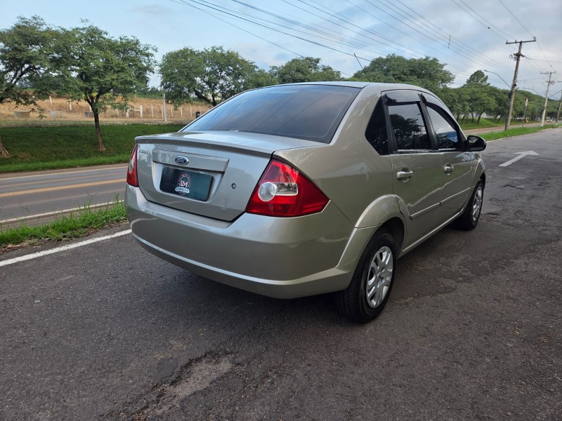 FIESTA 1.0 MPI SEDAN 8V FLEX 4P MANUAL - 2009 - VENâNCIO AIRES