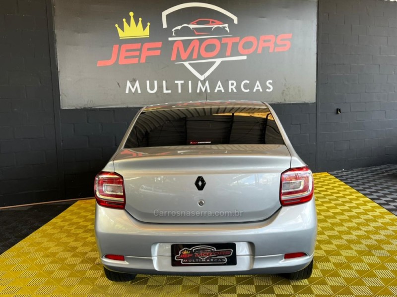 LOGAN 1.6 EXPRESSION 8V FLEX 4P MANUAL - 2015 - CAXIAS DO SUL