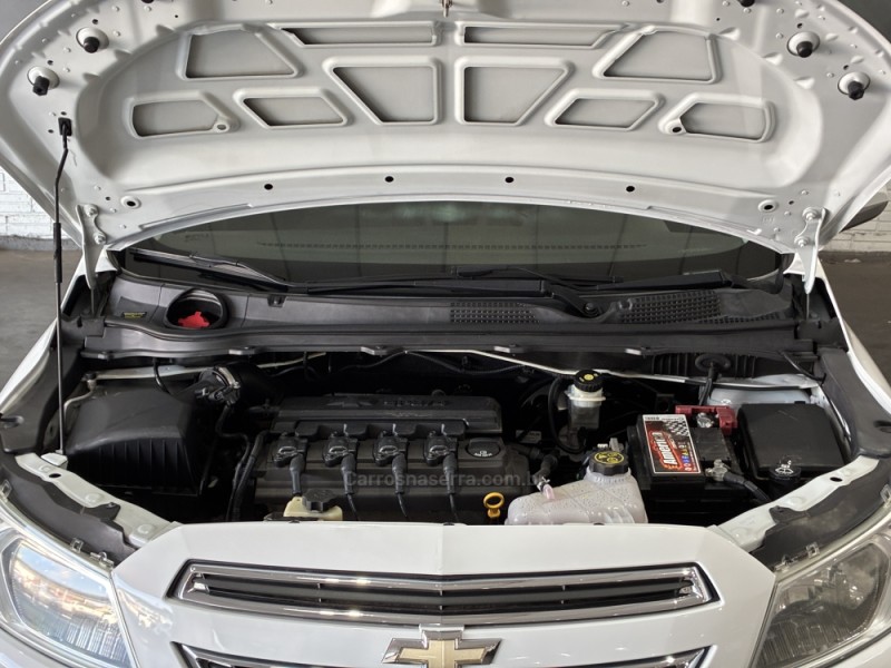 PRISMA 1.0 MPFI LT 8V FLEX 4P MANUAL - 2013 - VENâNCIO AIRES