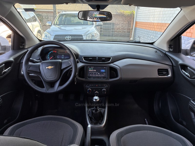 PRISMA 1.0 MPFI LT 8V FLEX 4P MANUAL - 2013 - VENâNCIO AIRES