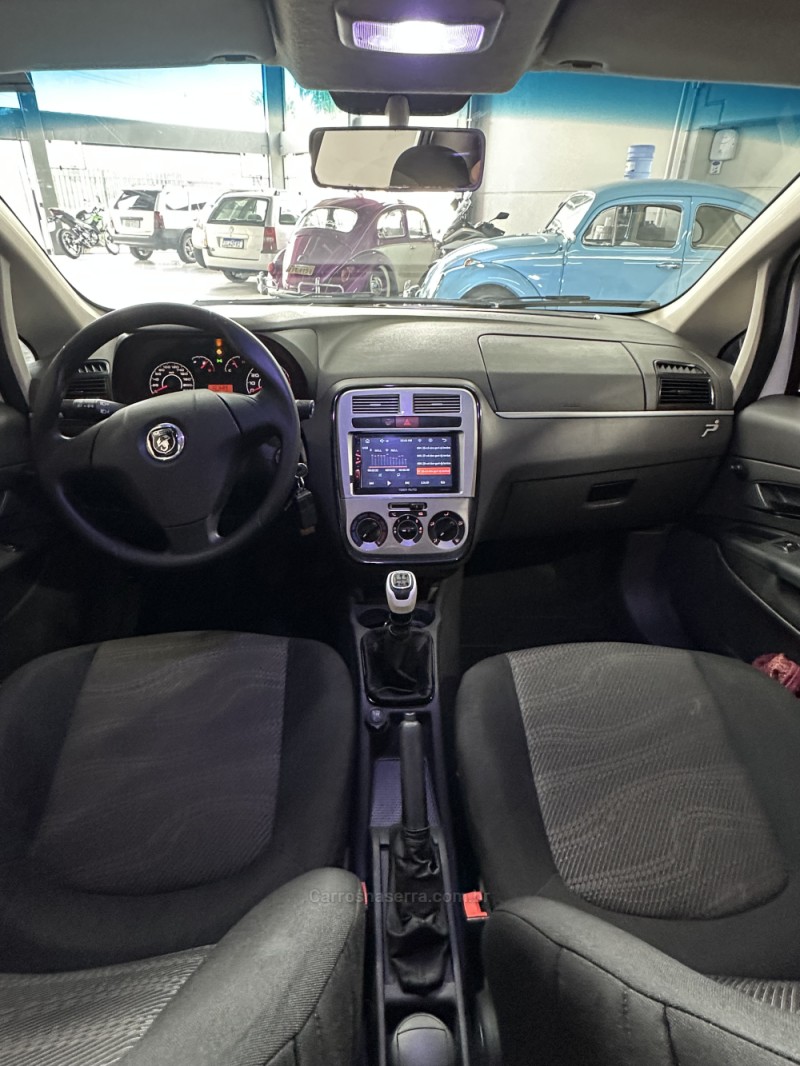 PUNTO 1.4 ATTRACTIVE 8V FLEX 4P MANUAL - 2011 - SãO MARCOS