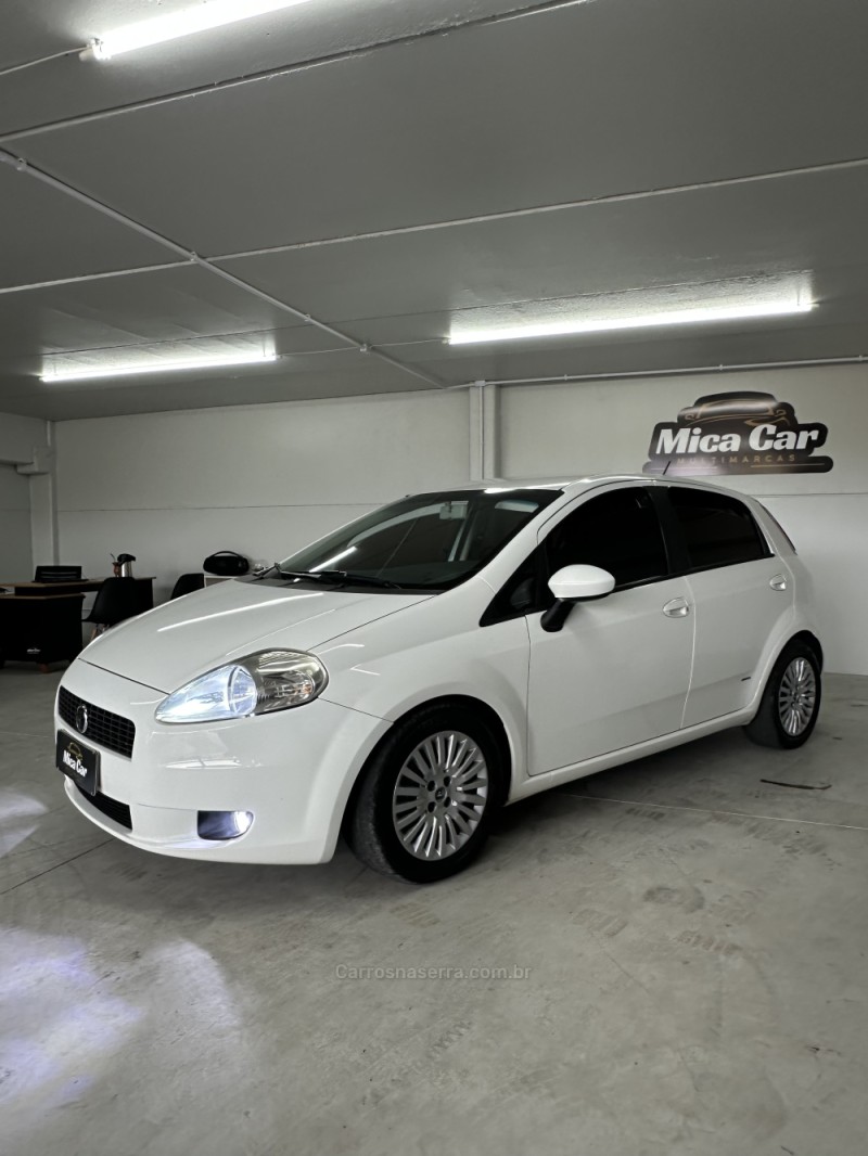 punto 1.4 attractive 8v flex 4p manual 2011 sao marcos