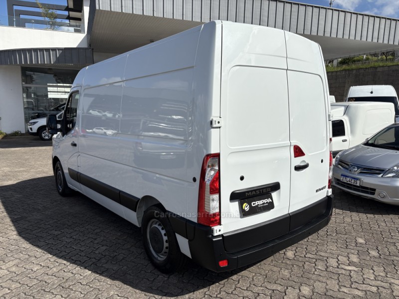 MASTER 2.3 GRAND FURGÃO L2H2 16V TURBO INTERCOOLER DIESEL 4P MANUAL - 2024 - FARROUPILHA