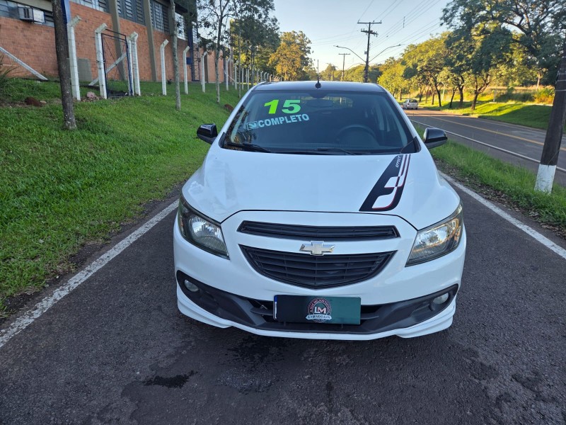 ONIX 1.4 MPFI EFFECT 8V FLEX 4P MANUAL - 2015 - VENâNCIO AIRES