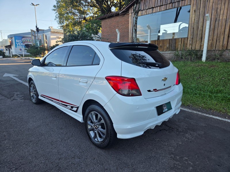 ONIX 1.4 MPFI EFFECT 8V FLEX 4P MANUAL - 2015 - VENâNCIO AIRES