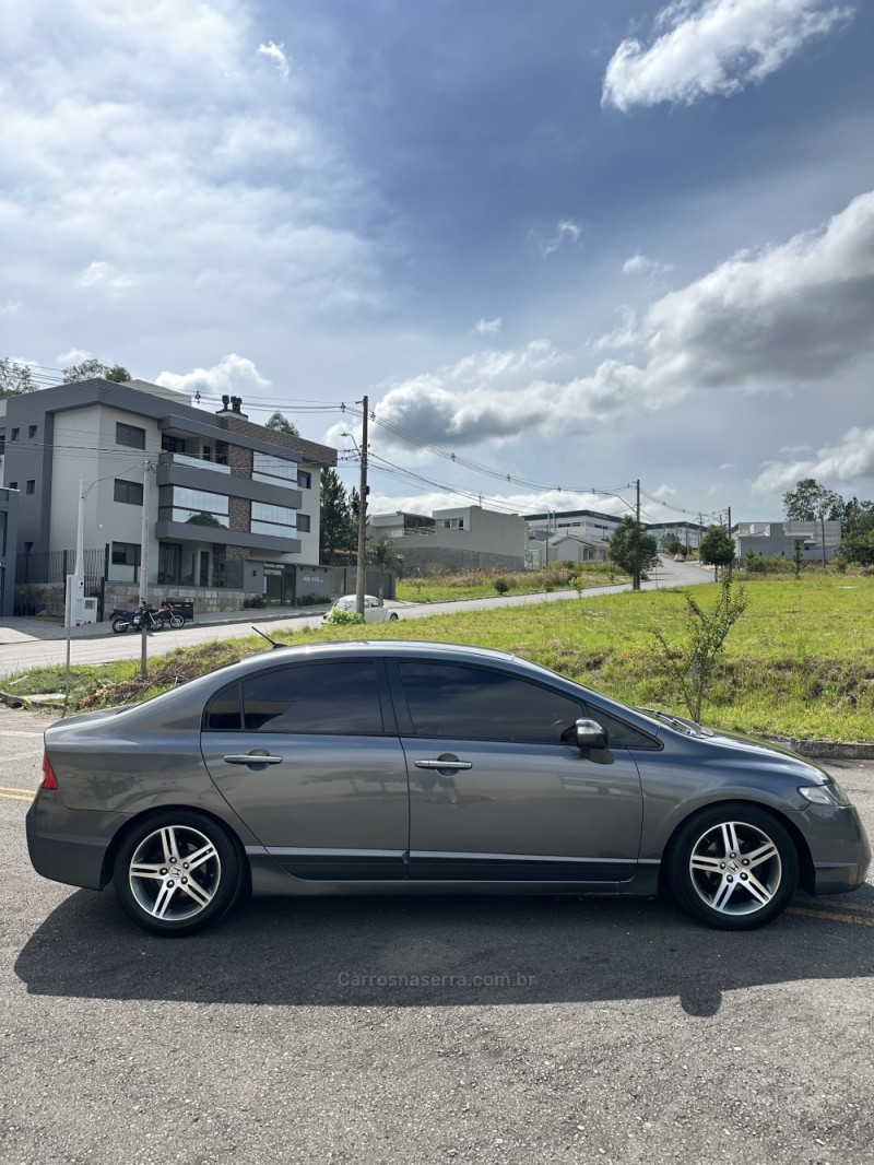 CIVIC 1.8 EXS 16V FLEX 4P AUTOMÁTICO - 2008 - SãO MARCOS