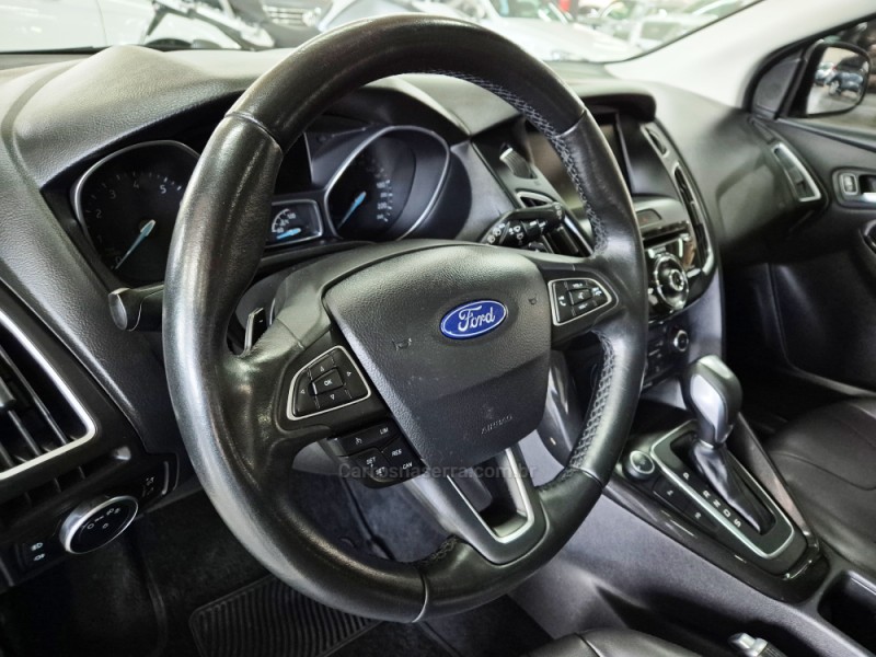 FOCUS 2.0 TITANIUM PLUS HATCH 16V FLEX 4P AUTO - 2016 - CAXIAS DO SUL