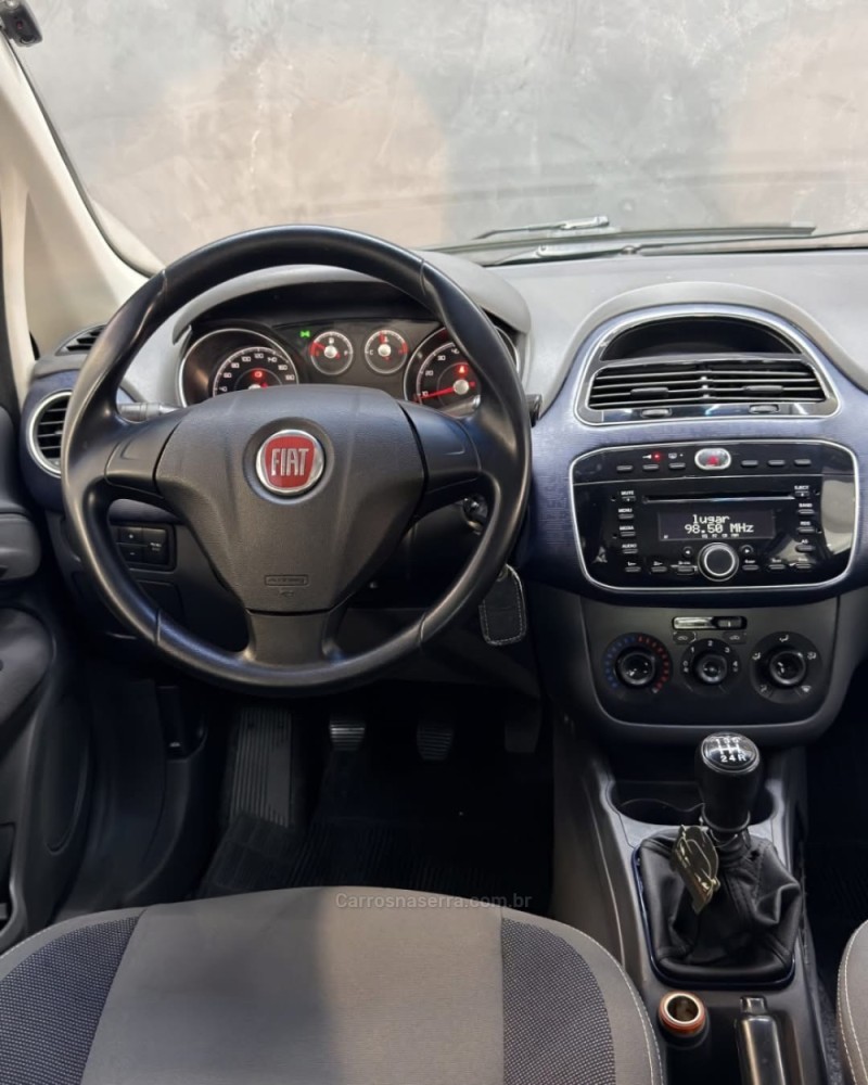 PUNTO 1.4 ATTRACTIVE 8V FLEX 4P MANUAL - 2013 - CAXIAS DO SUL