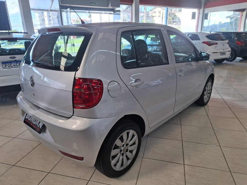 FOX 1.0 MI 8V FLEX 4P MANUAL - 2011 - FARROUPILHA