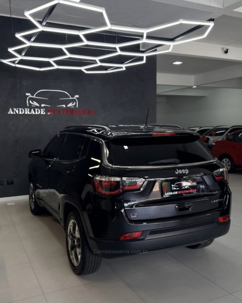 COMPASS 2.0 16V FLEX LIMITED AUTOMÁTICO - 2017 - CAXIAS DO SUL