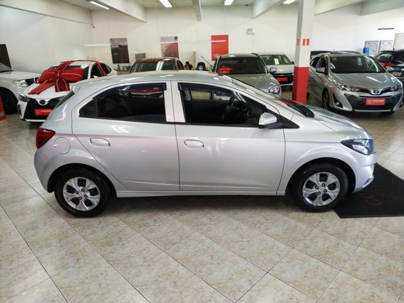 ONIX 1.0 MPFI LT 8V FLEX 4P MANUAL - 2017 - CAXIAS DO SUL