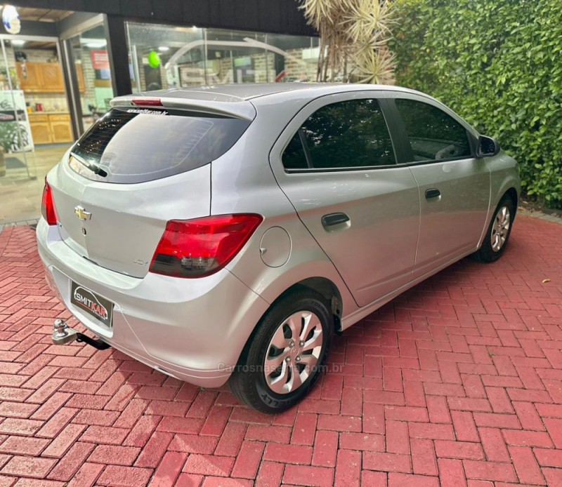 ONIX 1.0 JOY HATCH 8VFLEX 4P MANUAL - 2019 - ROLANTE
