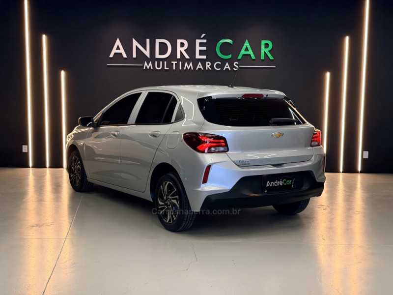 ONIX 1.0 12V TURBO FLEX 4P MANUAL - 2022 - ESTâNCIA VELHA