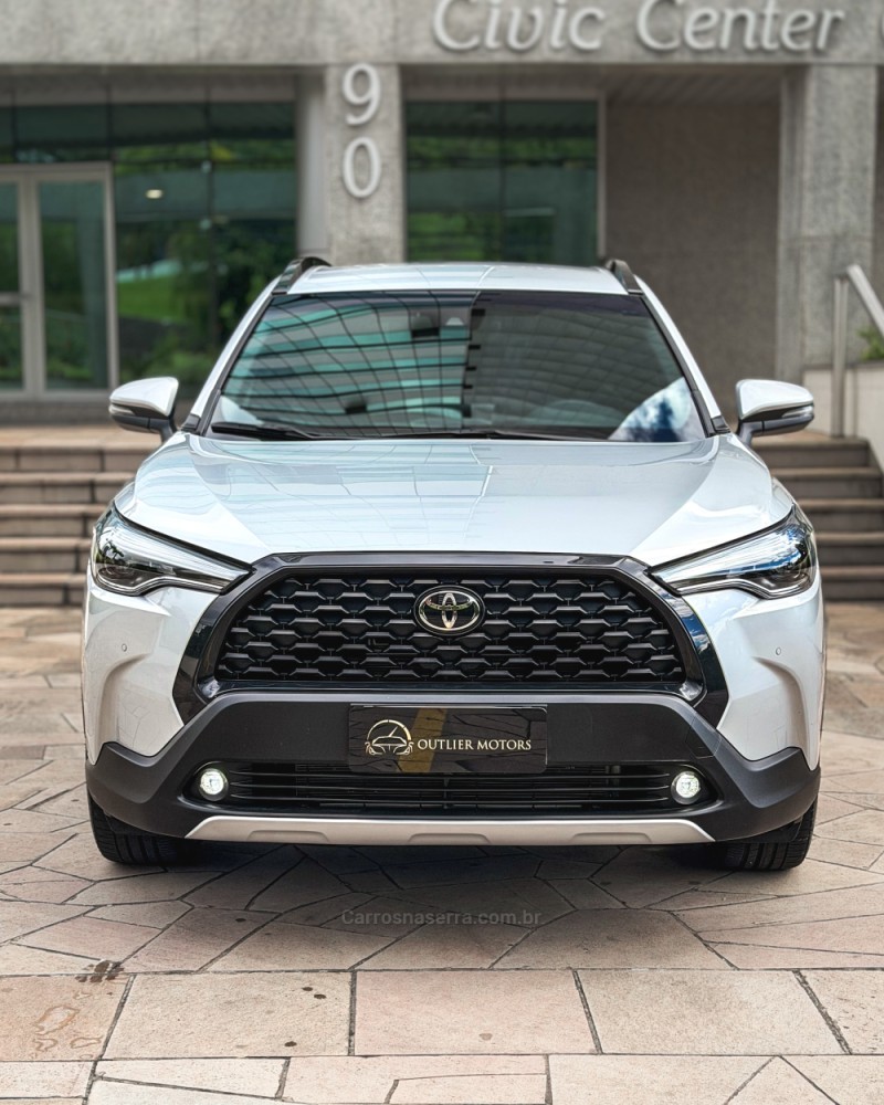 COROLLA 2.0 CROSS XRE 16V FLEX 4P AUTOMÁTICO - 2023 - NOVO HAMBURGO