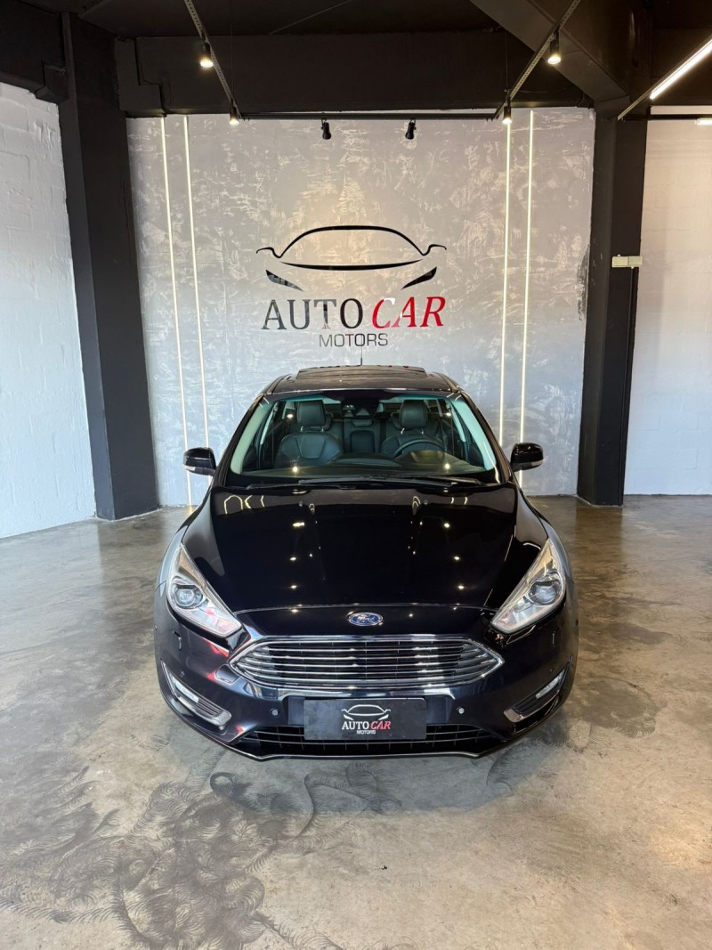 FOCUS 2.0 TITANIUM PLUS FASTBACK 16V FLEX 4P AUTOMÁTICO - 2016 - CAXIAS DO SUL