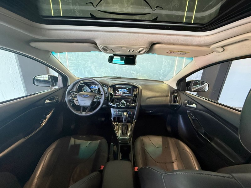 FOCUS 2.0 TITANIUM PLUS FASTBACK 16V FLEX 4P AUTOMÁTICO - 2016 - CAXIAS DO SUL