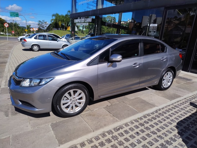 civic 1.8 lxs 16v flex 4p manual 2013 caxias do sul