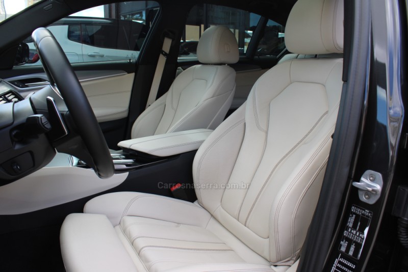 530I 2.0 M SPORT 16V TURBO GASOLINA 4P AUTOMÁTICO - 2018 - CAXIAS DO SUL