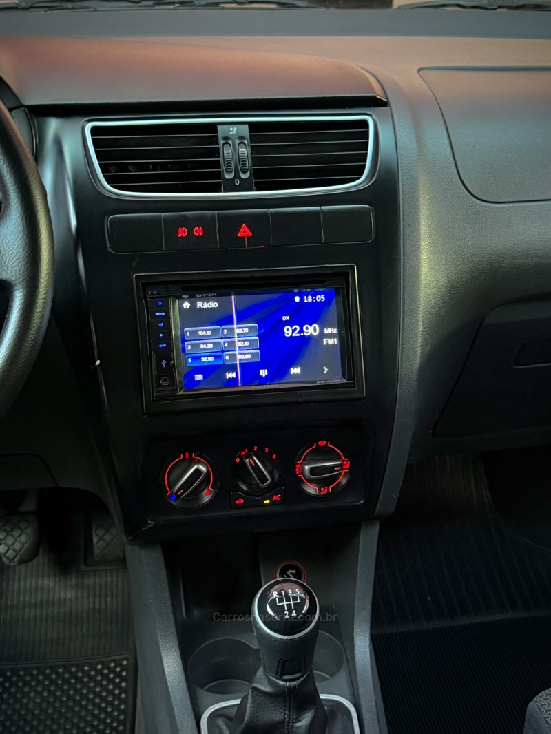 SPACEFOX 1.6 MI COMFORTLINE 8V FLEX 4P MANUAL - 2011 - ESTâNCIA VELHA