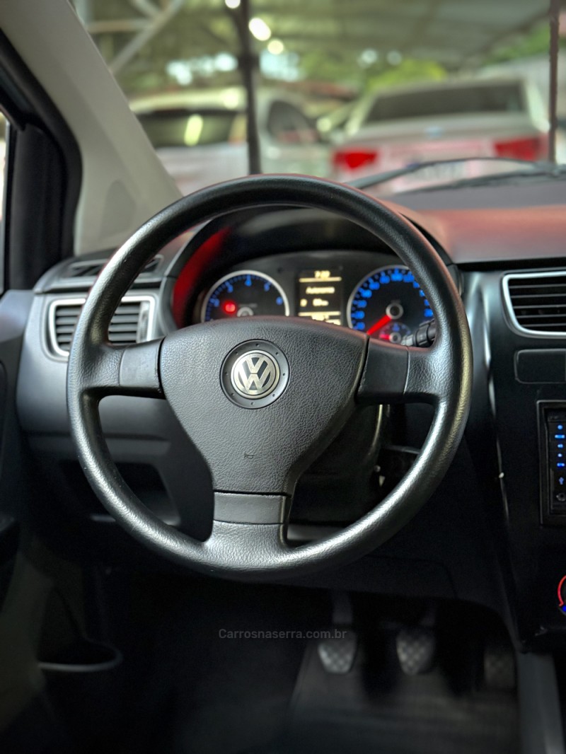 SPACEFOX 1.6 MI COMFORTLINE 8V FLEX 4P MANUAL - 2011 - ESTâNCIA VELHA