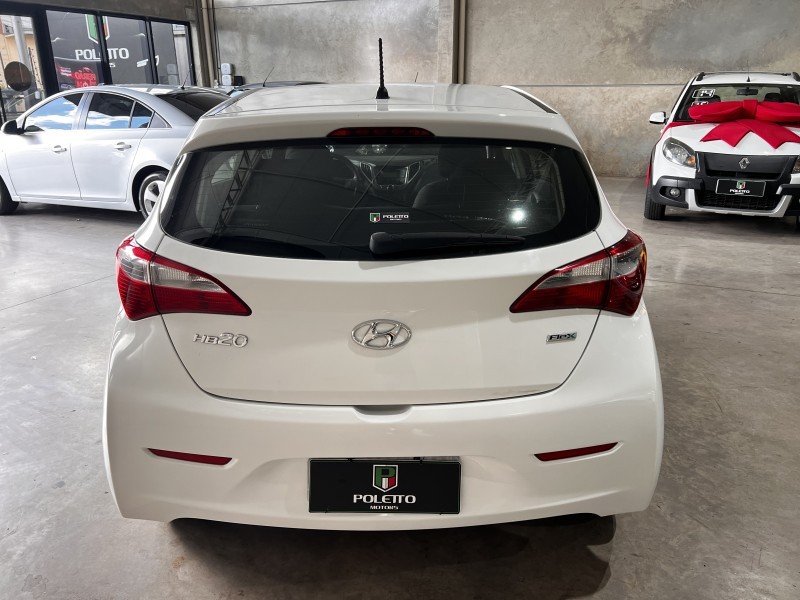 HB20 1.0 COMFORT PLUS 12V FLEX 4P MANUAL - 2015 - CAXIAS DO SUL