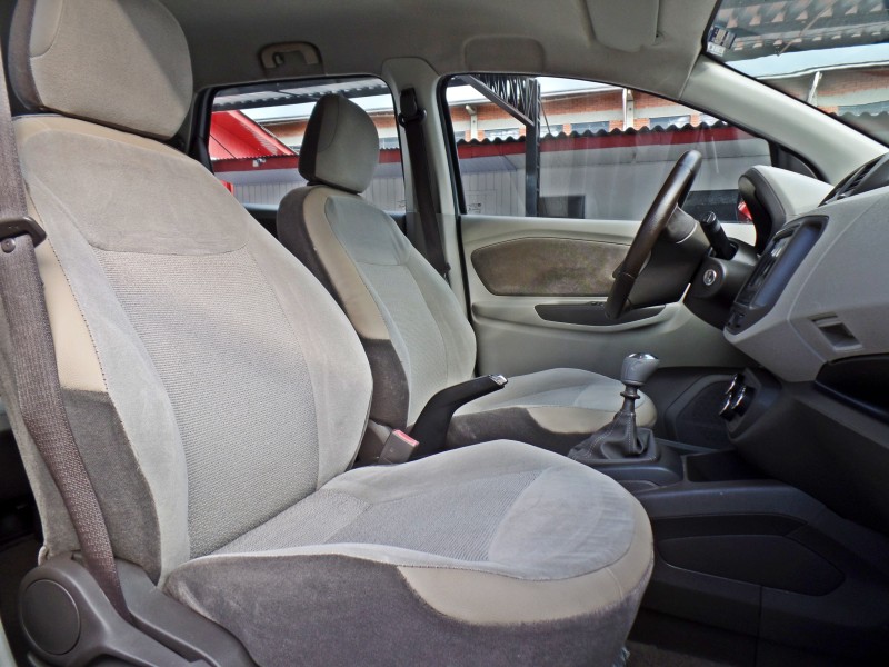 SPIN 1.8 LTZ 8V FLEX 4P MANUAL - 2013 - CAXIAS DO SUL