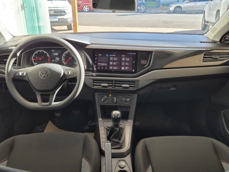 POLO 1.0 MPI TRACK 4P MANUAL - 2025 - CANELA