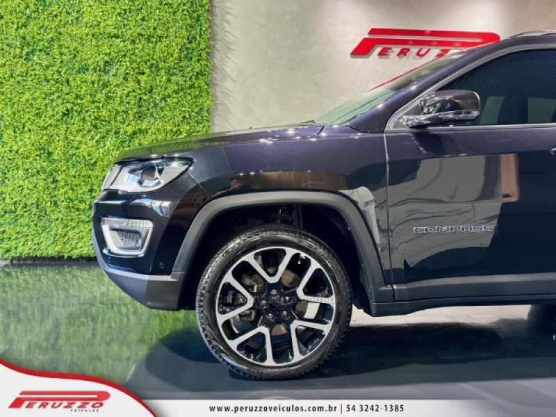 COMPASS 2.0 16V DIESEL LIMITED 4X4 AUTOMÁTICO - 2021 - NOVA PRATA