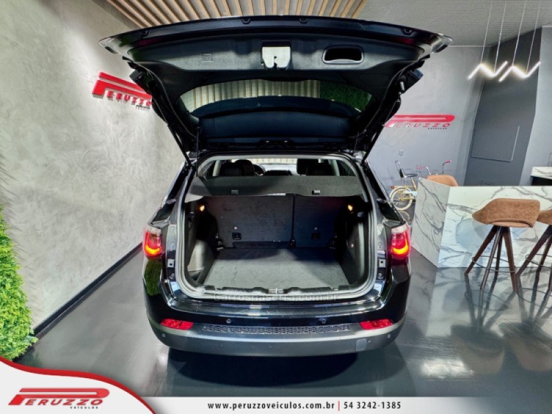 COMPASS 2.0 16V DIESEL LIMITED 4X4 AUTOMÁTICO - 2021 - NOVA PRATA