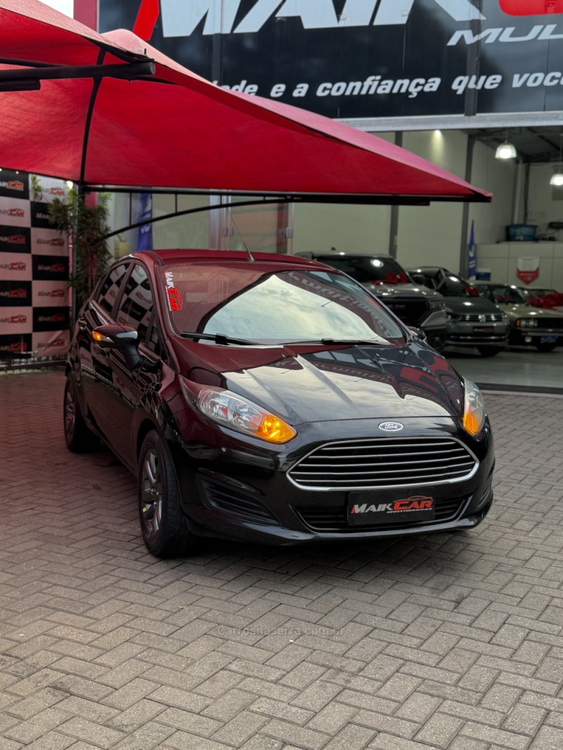 FIESTA 1.6 SE HATCH 16V FLEX 4P MANUAL - 2017 - ESTâNCIA VELHA
