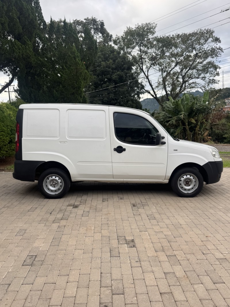 DOBLÓ 1.4 MPI CARGO FLEX 2P MANUAL - 2014 - ENCANTADO