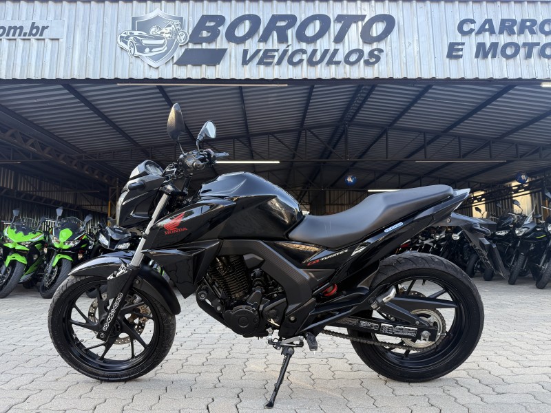 cb 250f twister  2018 bento goncalves