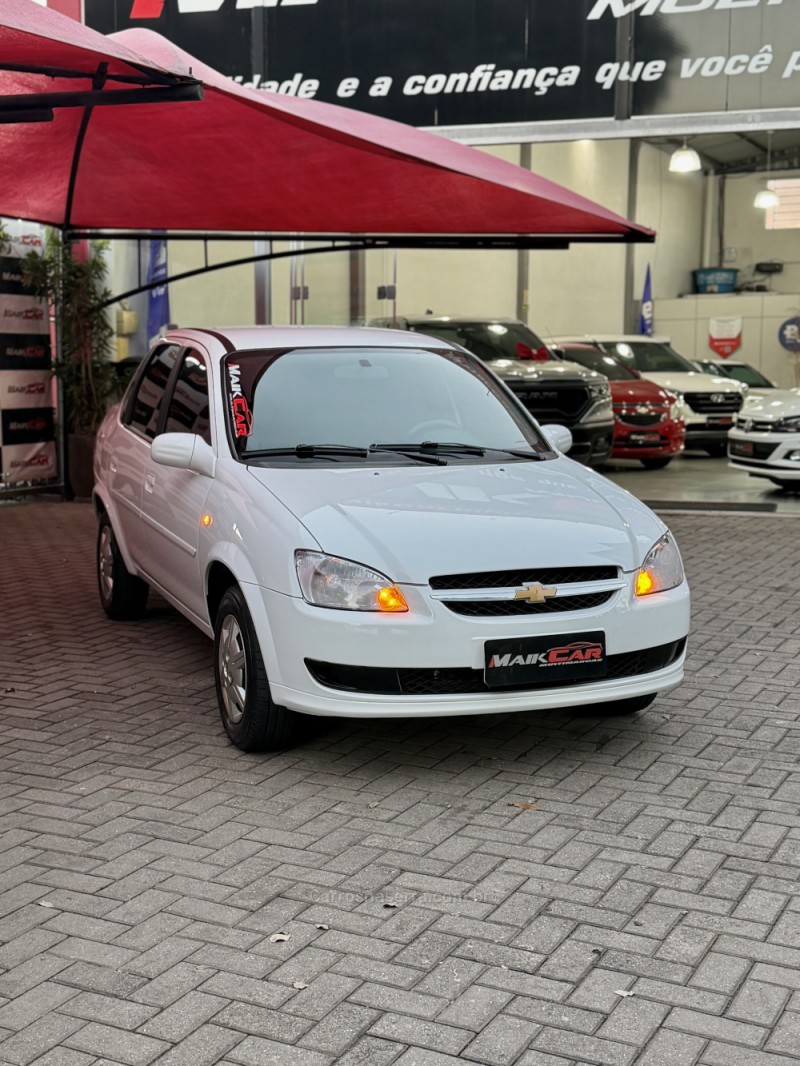 CLASSIC 1.0 MPFI LS 8V FLEX 4P MANUAL - 2014 - ESTâNCIA VELHA