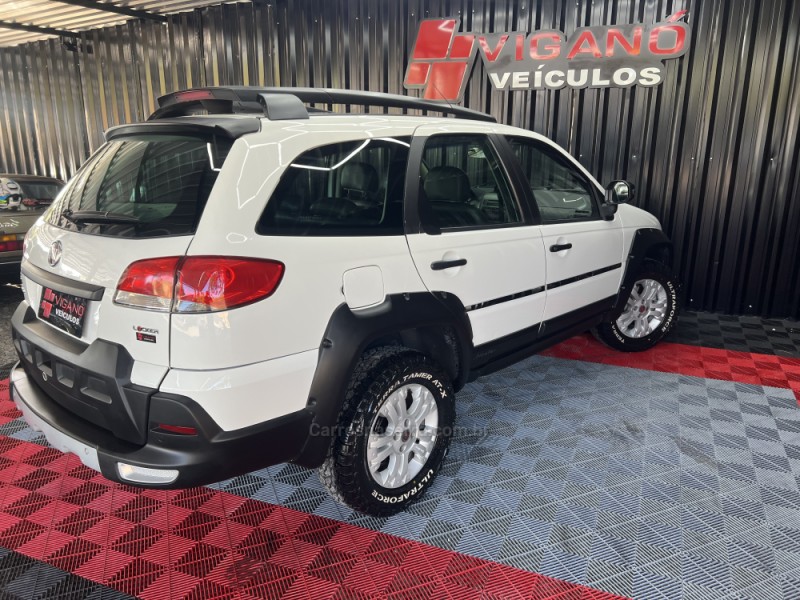 PALIO 1.8 MPI ADVENTURE LOCKER WEEKEND 8V FLEX 4P MANUAL - 2009 - CAXIAS DO SUL