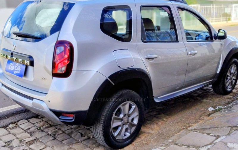 DUSTER 2.0 DYNAMIQUE 4X2 16V FLEX 4P AUTOMÁTICO - 2019 - VACARIA