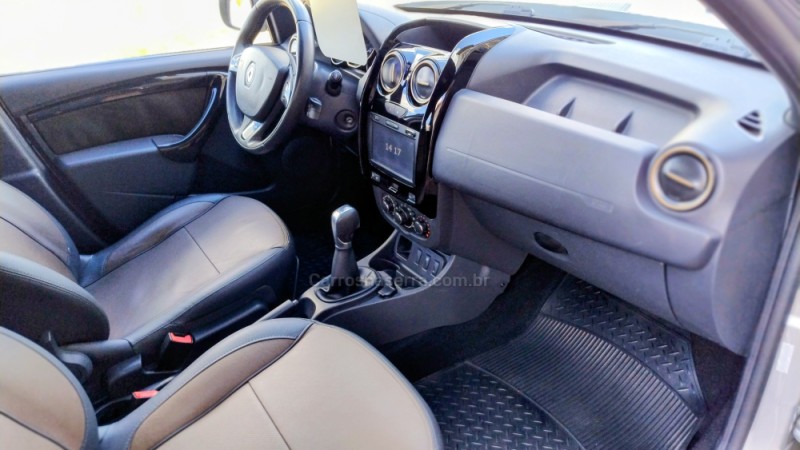 DUSTER 2.0 DYNAMIQUE 4X2 16V FLEX 4P AUTOMÁTICO - 2019 - VACARIA