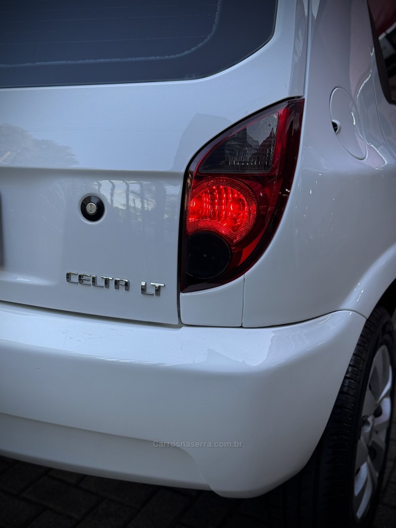 CELTA 1.0 MPFI LT 8V FLEX 4P MANUAL - 2012 - ESTâNCIA VELHA