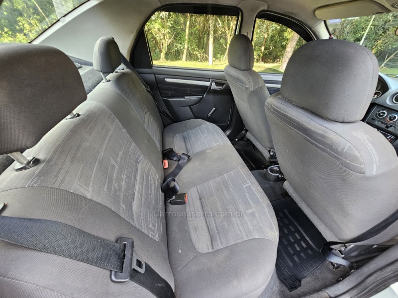 PRISMA 1.4 MPFI MAXX 8V FLEX 4P MANUAL - 2011 - CAMPO BOM