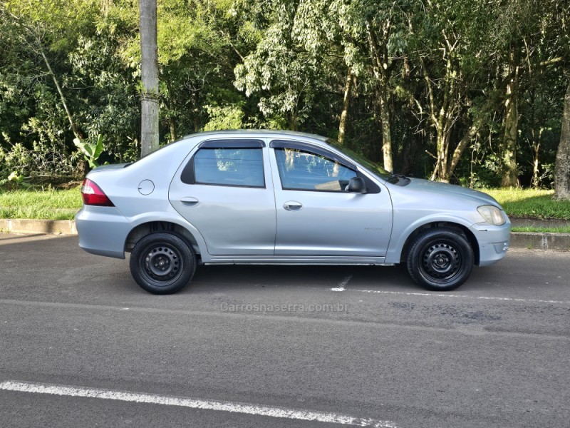 PRISMA 1.4 MPFI MAXX 8V FLEX 4P MANUAL - 2011 - CAMPO BOM