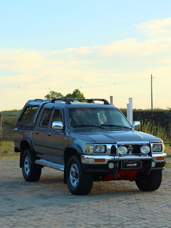 HILUX 2.8 SR5 4X4 CD 8V DIESEL 4P MANUAL - 1999 - ANTôNIO PRADO